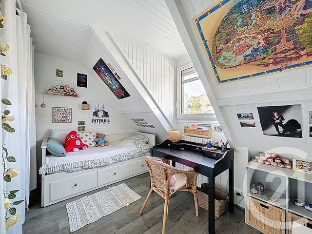 maison à vendre - 6 pièces - 96.16 m2 - VILLEJUIF - 94 - ILE-DE-FRANCE - Century 21 K.B. Immobilier