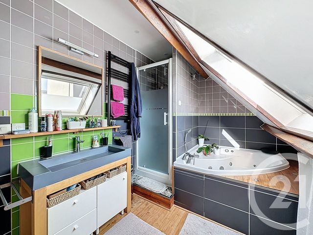 maison à vendre - 6 pièces - 96.16 m2 - VILLEJUIF - 94 - ILE-DE-FRANCE - Century 21 K.B. Immobilier