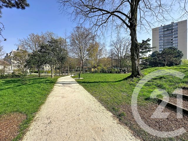 Appartement F4 à vendre - 4 pièces - 86.9 m2 - VILLEJUIF - 94 - ILE-DE-FRANCE - Century 21 K.B. Immobilier