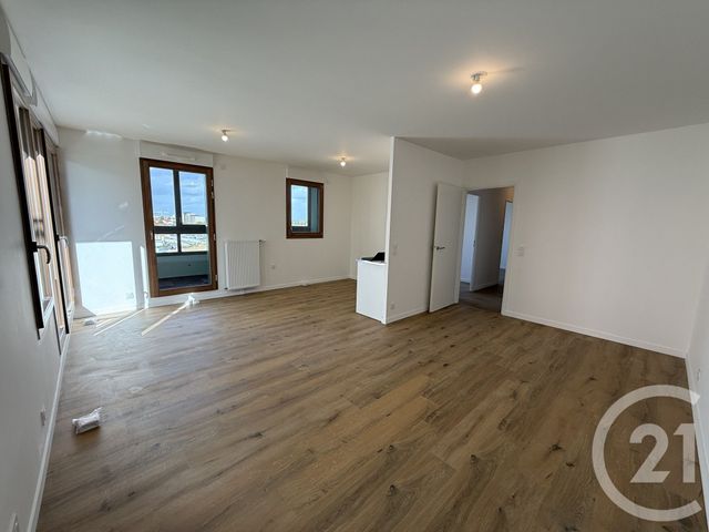 Appartement F3 à louer - 3 pièces - 64.63 m2 - VITRY SUR SEINE - 94 - ILE-DE-FRANCE - Century 21 K.B. Immobilier