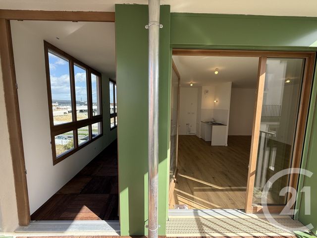 Appartement F3 à louer - 3 pièces - 64.63 m2 - VITRY SUR SEINE - 94 - ILE-DE-FRANCE - Century 21 K.B. Immobilier