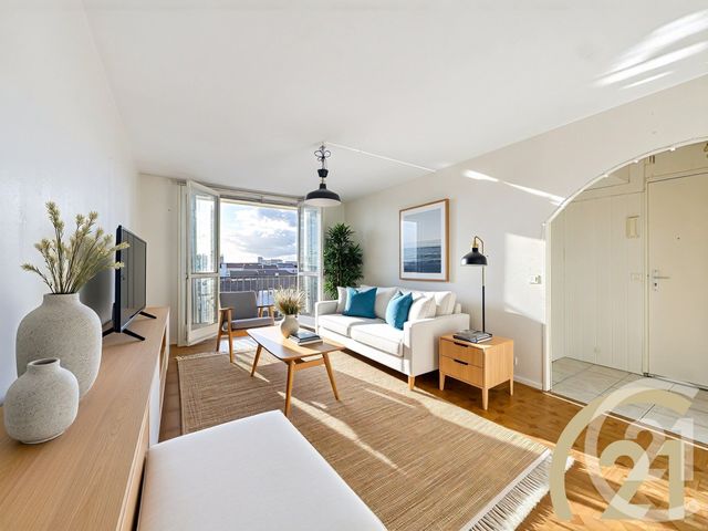 Appartement F5 à vendre - 4 pièces - 76.93 m2 - VILLEJUIF - 94 - ILE-DE-FRANCE - Century 21 K.B. Immobilier