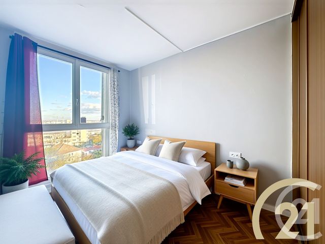 Appartement F5 à vendre - 4 pièces - 76.93 m2 - VILLEJUIF - 94 - ILE-DE-FRANCE - Century 21 K.B. Immobilier