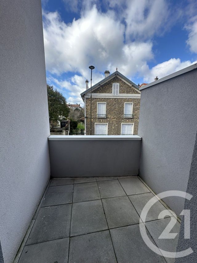 Appartement F4 à louer - 4 pièces - 77.16 m2 - VILLEJUIF - 94 - ILE-DE-FRANCE - Century 21 K.B. Immobilier