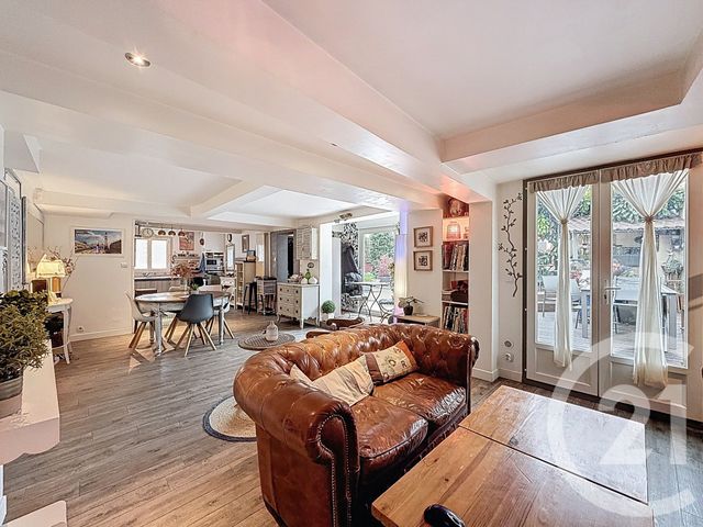 maison à vendre - 5 pièces - 112.43 m2 - VILLEJUIF - 94 - ILE-DE-FRANCE - Century 21 K.B. Immobilier