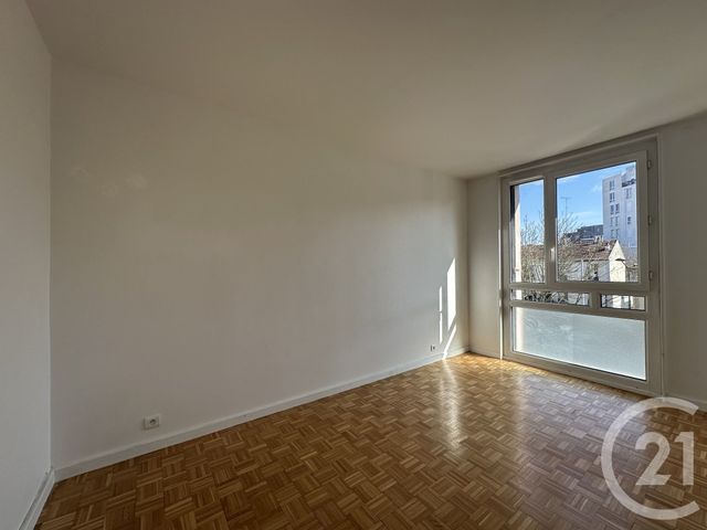 Appartement F3 à louer - 3 pièces - 51.13 m2 - VILLEJUIF - 94 - ILE-DE-FRANCE - Century 21 K.B. Immobilier