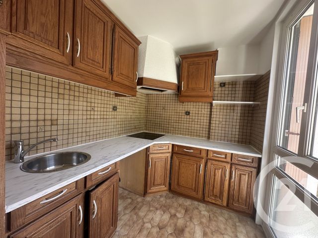 Appartement F3 à louer - 3 pièces - 51.13 m2 - VILLEJUIF - 94 - ILE-DE-FRANCE - Century 21 K.B. Immobilier