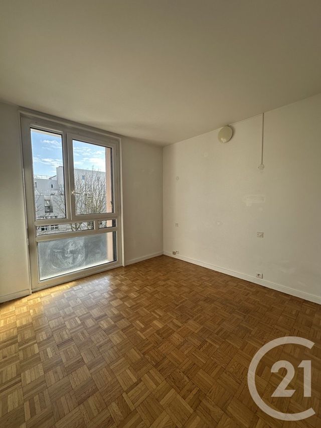 Appartement F3 à louer - 3 pièces - 51.13 m2 - VILLEJUIF - 94 - ILE-DE-FRANCE - Century 21 K.B. Immobilier