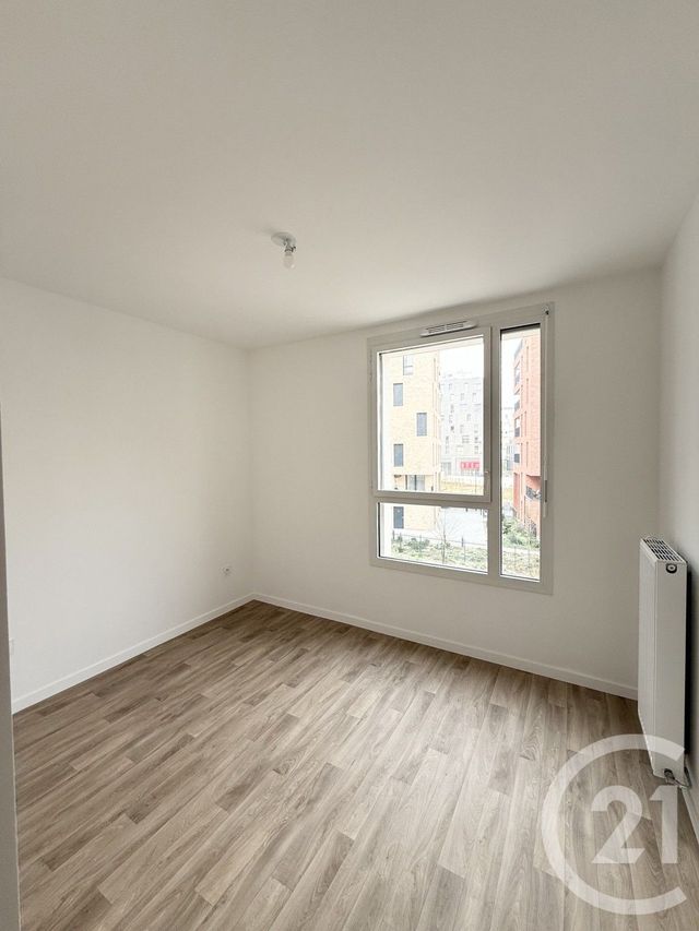 Appartement F3 à louer - 3 pièces - 61.87 m2 - VITRY SUR SEINE - 94 - ILE-DE-FRANCE - Century 21 K.B. Immobilier