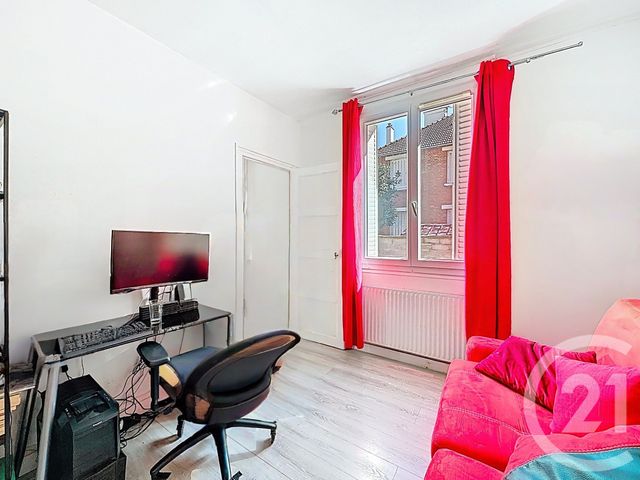 maison à vendre - 4 pièces - 61.27 m2 - VILLEJUIF - 94 - ILE-DE-FRANCE - Century 21 K.B. Immobilier