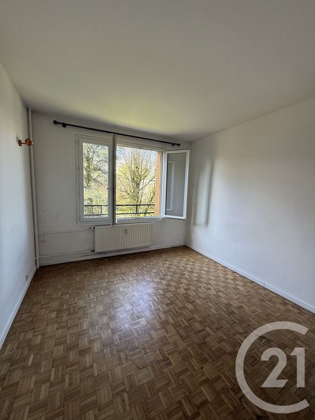Appartement F3 à louer - 3 pièces - 58.24 m2 - VILLEJUIF - 94 - ILE-DE-FRANCE - Century 21 K.B. Immobilier
