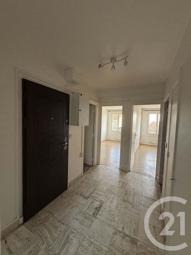 Appartement F3 à louer - 3 pièces - 58.24 m2 - VILLEJUIF - 94 - ILE-DE-FRANCE - Century 21 K.B. Immobilier