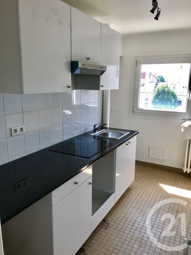 Appartement F2 à louer - 2 pièces - 45.96 m2 - VILLEJUIF - 94 - ILE-DE-FRANCE - Century 21 K.B. Immobilier