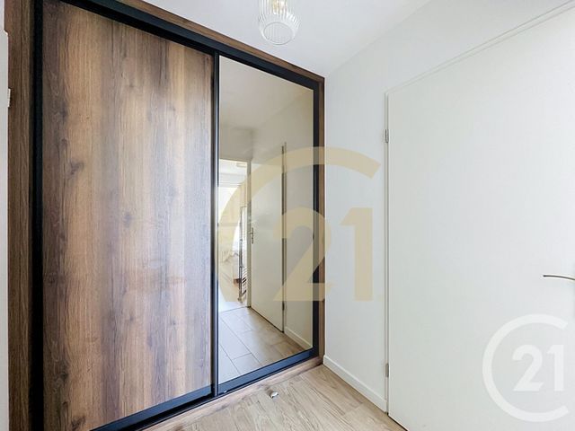 Appartement F3 à vendre - 3 pièces - 59.15 m2 - VILLEJUIF - 94 - ILE-DE-FRANCE - Century 21 K.B. Immobilier