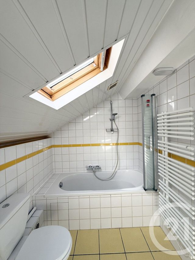 Appartement F2 à louer - 2 pièces - 33.93 m2 - VITRY SUR SEINE - 94 - ILE-DE-FRANCE - Century 21 K.B. Immobilier