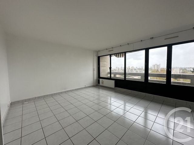 Appartement F4 à louer - 5 pièces - 94.87 m2 - VILLEJUIF - 94 - ILE-DE-FRANCE - Century 21 K.B. Immobilier