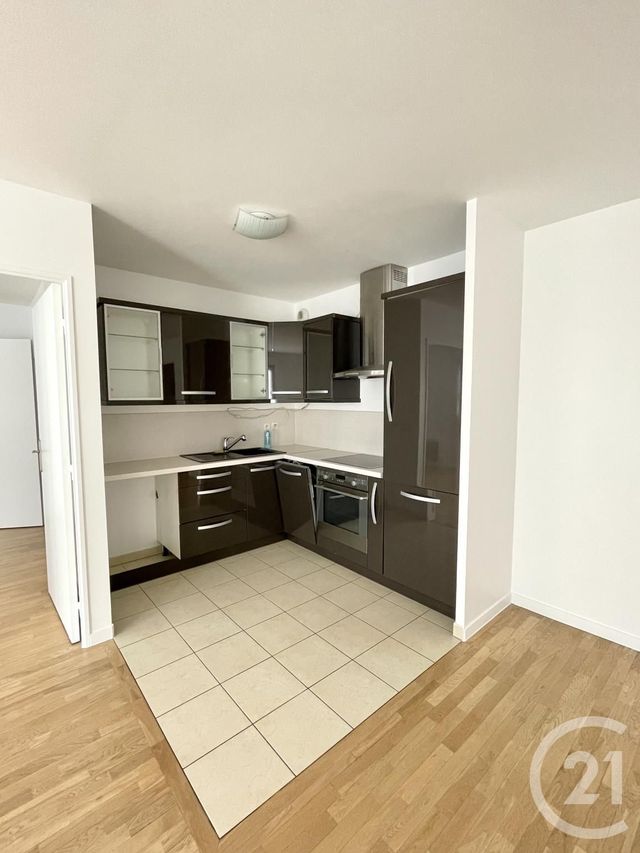 Appartement F2 à louer - 2 pièces - 53.92 m2 - VILLEJUIF - 94 - ILE-DE-FRANCE - Century 21 K.B. Immobilier