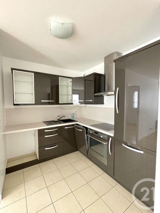 Appartement F2 à louer - 2 pièces - 53.92 m2 - VILLEJUIF - 94 - ILE-DE-FRANCE - Century 21 K.B. Immobilier