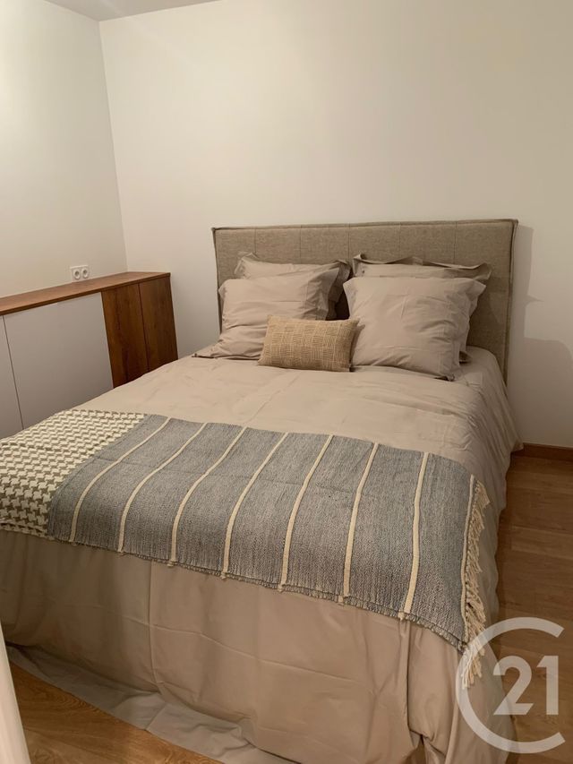 Appartement F2 à louer - 2 pièces - 41.6 m2 - VILLEJUIF - 94 - ILE-DE-FRANCE - Century 21 K.B. Immobilier