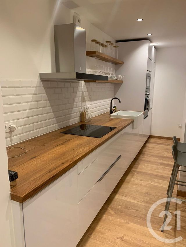 Appartement F2 à louer - 2 pièces - 41.6 m2 - VILLEJUIF - 94 - ILE-DE-FRANCE - Century 21 K.B. Immobilier