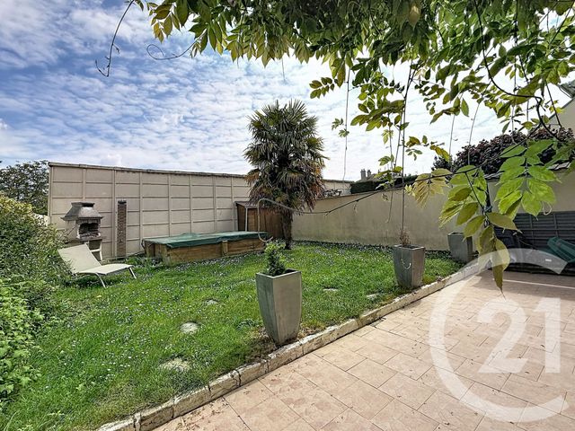 maison à vendre - 5 pièces - 72.0 m2 - VITRY SUR SEINE - 94 - ILE-DE-FRANCE - Century 21 K.B. Immobilier