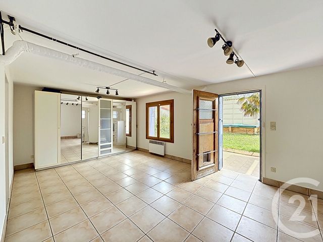 maison à vendre - 5 pièces - 72.0 m2 - VITRY SUR SEINE - 94 - ILE-DE-FRANCE - Century 21 K.B. Immobilier