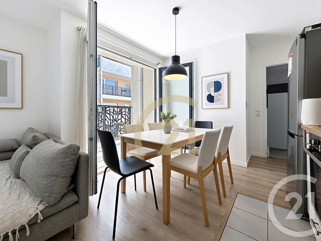 Appartement F3 à vendre - 3 pièces - 56.0 m2 - VILLEJUIF - 94 - ILE-DE-FRANCE - Century 21 K.B. Immobilier