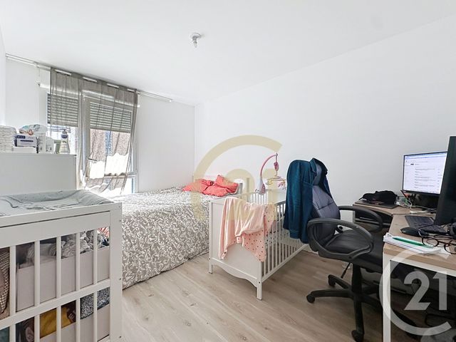 Appartement F3 à vendre - 3 pièces - 56.0 m2 - VILLEJUIF - 94 - ILE-DE-FRANCE - Century 21 K.B. Immobilier