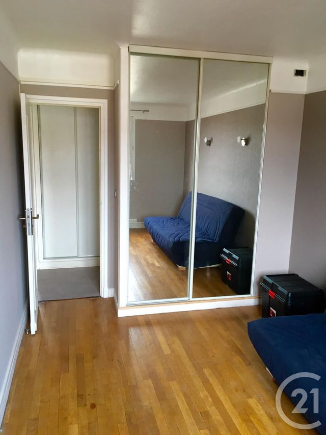 Appartement F2 à louer - 2 pièces - 43.92 m2 - VILLEJUIF - 94 - ILE-DE-FRANCE - Century 21 K.B. Immobilier