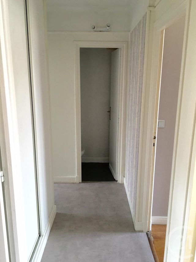 Appartement F2 à louer - 2 pièces - 43.92 m2 - VILLEJUIF - 94 - ILE-DE-FRANCE - Century 21 K.B. Immobilier