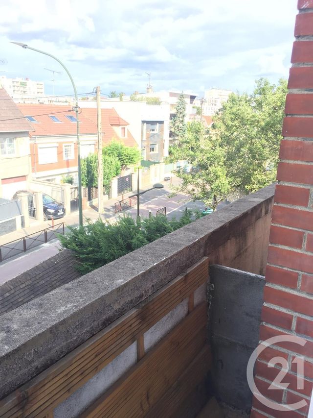Appartement F2 à louer - 2 pièces - 43.92 m2 - VILLEJUIF - 94 - ILE-DE-FRANCE - Century 21 K.B. Immobilier