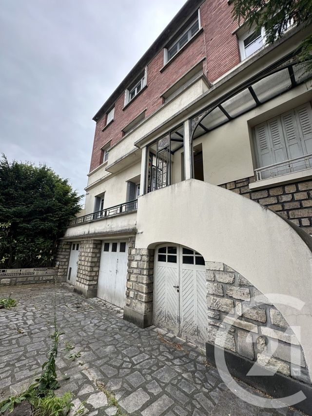 Appartement F2 à louer - 2 pièces - 43.92 m2 - VILLEJUIF - 94 - ILE-DE-FRANCE - Century 21 K.B. Immobilier