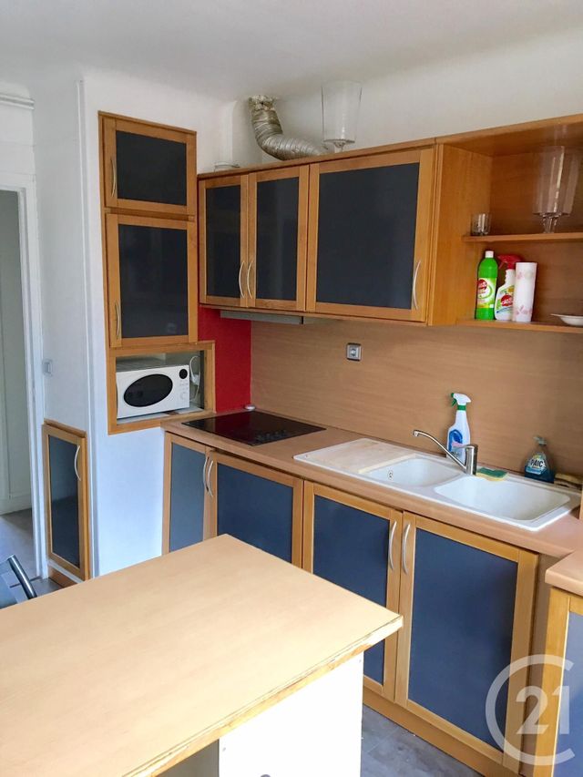 Appartement F2 à louer - 2 pièces - 43.92 m2 - VILLEJUIF - 94 - ILE-DE-FRANCE - Century 21 K.B. Immobilier