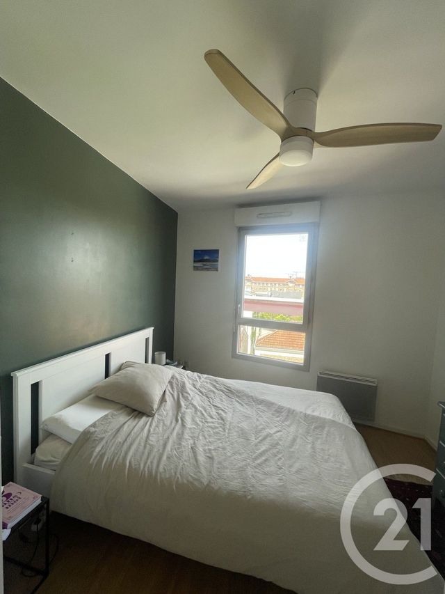 Appartement F3 à louer - 3 pièces - 61.1 m2 - VILLEJUIF - 94 - ILE-DE-FRANCE - Century 21 K.B. Immobilier