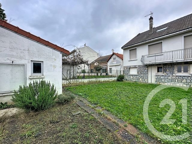 maison à vendre - 6 pièces - 153.4 m2 - VILLEJUIF - 94 - ILE-DE-FRANCE - Century 21 K.B. Immobilier