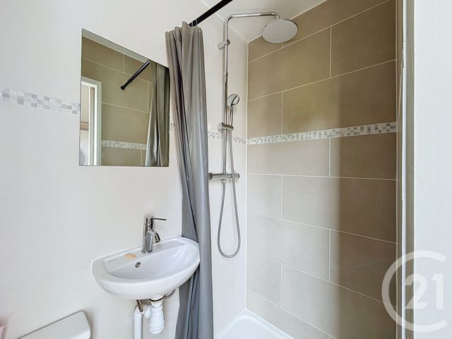 Appartement F1 à vendre - 1 pièce - 22.13 m2 - VILLEJUIF - 94 - ILE-DE-FRANCE - Century 21 K.B. Immobilier