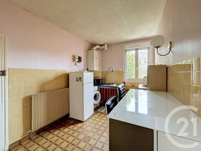 Appartement F1 à vendre - 1 pièce - 22.13 m2 - VILLEJUIF - 94 - ILE-DE-FRANCE - Century 21 K.B. Immobilier