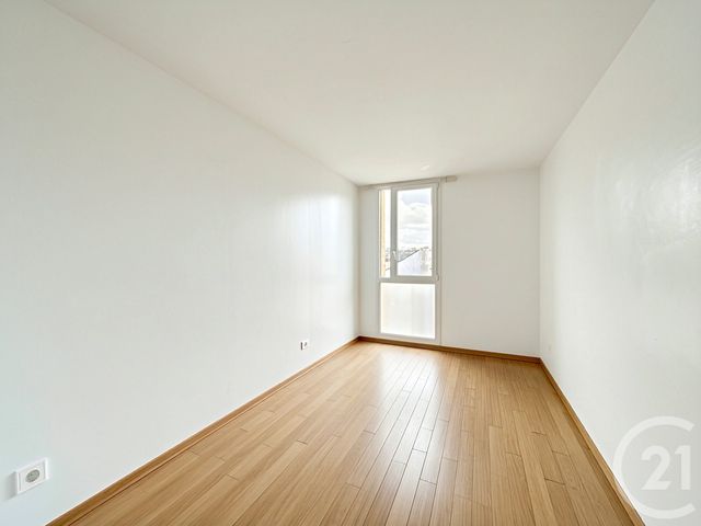 Appartement T4 à vendre - 4 pièces - 69.55 m2 - VILLEJUIF - 94 - ILE-DE-FRANCE - Century 21 K.B. Immobilier
