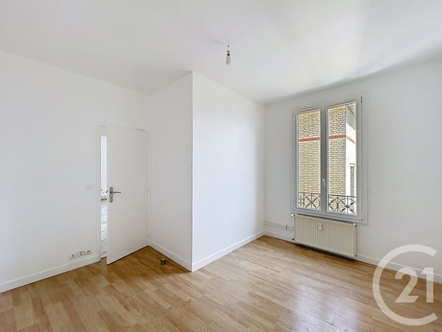 Appartement F2 à vendre - 2 pièces - 53.46 m2 - VILLEJUIF - 94 - ILE-DE-FRANCE - Century 21 K.B. Immobilier
