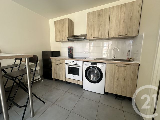 Appartement F2 à louer - 2 pièces - 25.62 m2 - VILLEJUIF - 94 - ILE-DE-FRANCE - Century 21 K.B. Immobilier