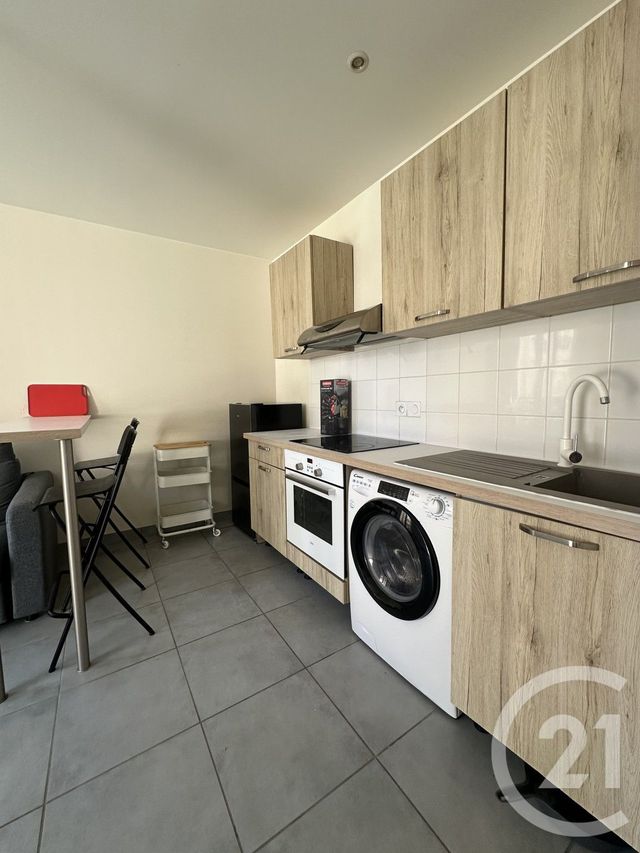 Appartement F2 à louer - 2 pièces - 25.62 m2 - VILLEJUIF - 94 - ILE-DE-FRANCE - Century 21 K.B. Immobilier