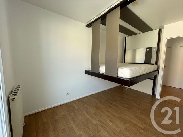 Appartement F3 à louer - 3 pièces - 61.26 m2 - VILLEJUIF - 94 - ILE-DE-FRANCE - Century 21 K.B. Immobilier