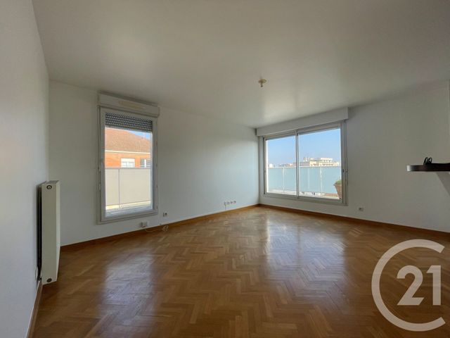 Appartement F3 à louer - 3 pièces - 61.26 m2 - VILLEJUIF - 94 - ILE-DE-FRANCE - Century 21 K.B. Immobilier