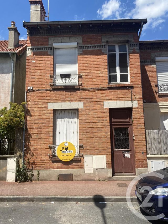 Appartement F1 à louer - 1 pièce - 35.76 m2 - VILLEJUIF - 94 - ILE-DE-FRANCE - Century 21 K.B. Immobilier