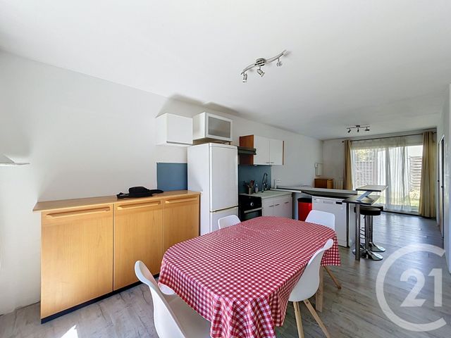 maison à vendre - 6 pièces - 137.96 m2 - VILLEJUIF - 94 - ILE-DE-FRANCE - Century 21 K.B. Immobilier