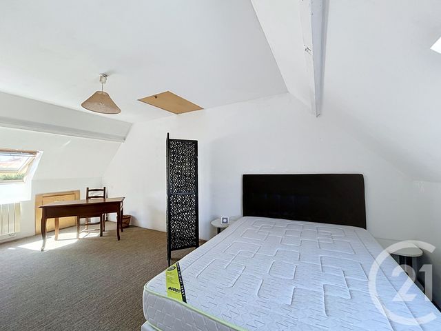 maison à vendre - 6 pièces - 137.96 m2 - VILLEJUIF - 94 - ILE-DE-FRANCE - Century 21 K.B. Immobilier