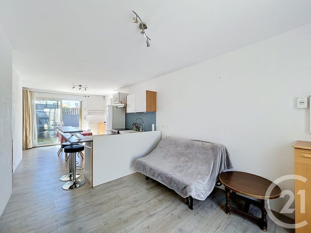 maison à vendre - 6 pièces - 137.96 m2 - VILLEJUIF - 94 - ILE-DE-FRANCE - Century 21 K.B. Immobilier
