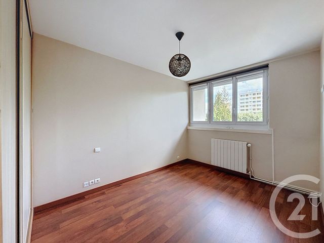 Appartement T3 à vendre - 3 pièces - 52.83 m2 - THIAIS - 94 - ILE-DE-FRANCE - Century 21 K.B. Immobilier