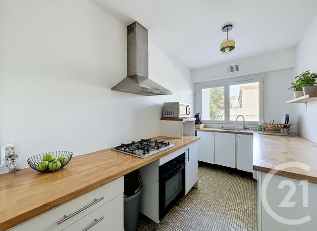 Appartement F3 à vendre - 3 pièces - 66.48 m2 - CACHAN - 94 - ILE-DE-FRANCE - Century 21 K.B. Immobilier