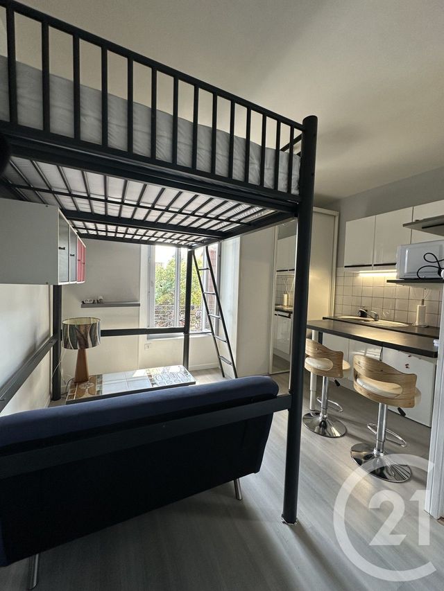 Appartement Studio à louer - 1 pièce - 16.17 m2 - VILLEJUIF - 94 - ILE-DE-FRANCE - Century 21 K.B. Immobilier